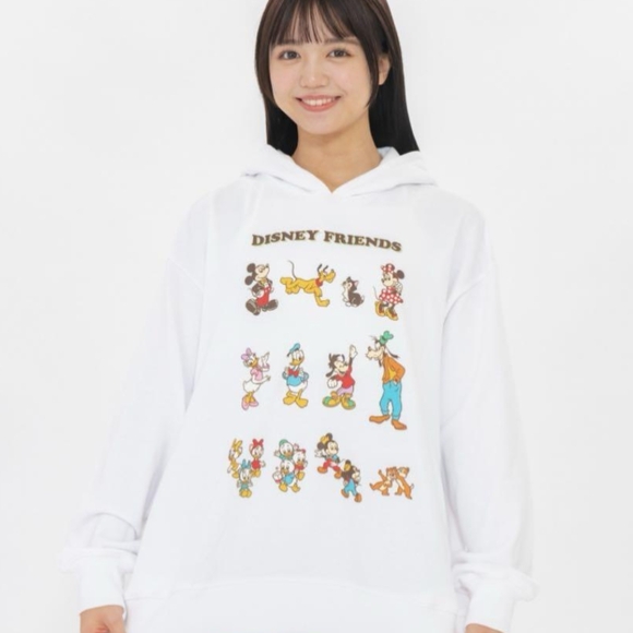 Tokyo Disney Resort 2023 Hoodie Disney Friends White Size LL - Picture 2 of 10